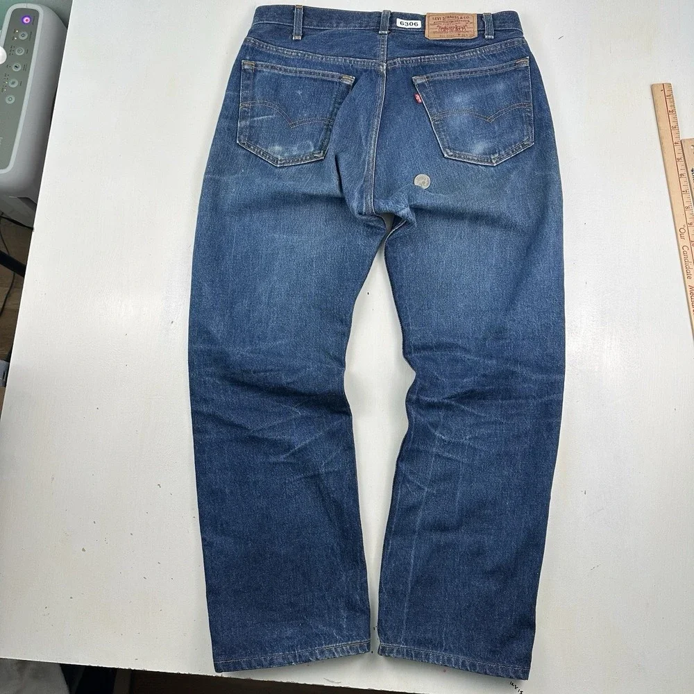 VTG 80s Levi’s 501 0000 Jeans Fit 32x28 Blue Dark Wash Whiskers Honeycombs USA